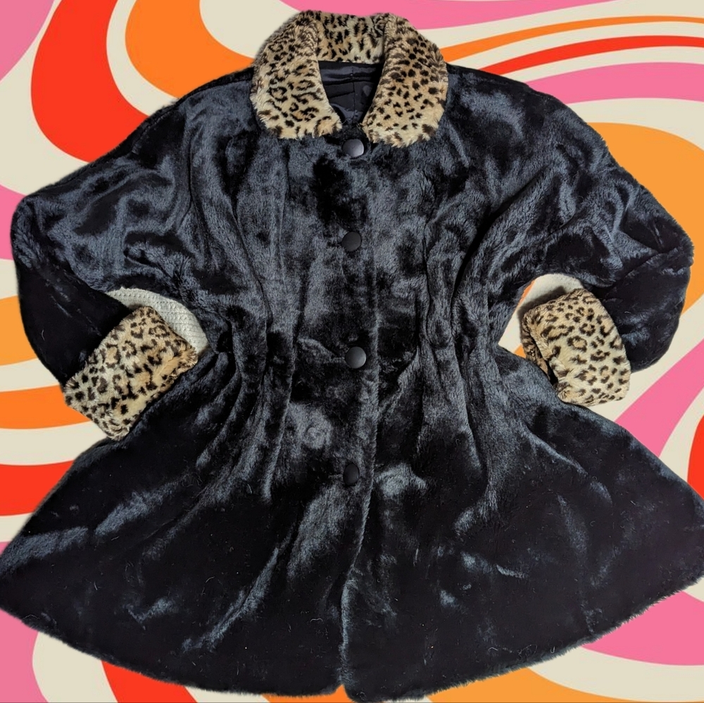 Vintage 90s Black faux fur coat Leopard cheetah collar size large L